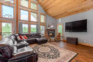 124323 Teatable Ct, Crescent Lake, OR 97733 - Photo 7