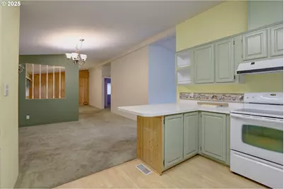 950 Pomona St #184, The Dalles, OR 97058 - Photo 13