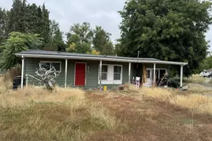 895 Nelson Ave, Lebanon, OR 97355 - Photo 1