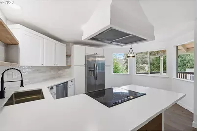 10352 SW Picks Way, Portland, OR 97224 - Photo 17