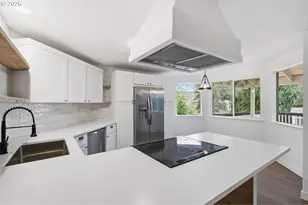 10352 SW Picks Way, Portland, OR 97224 - Photo 17