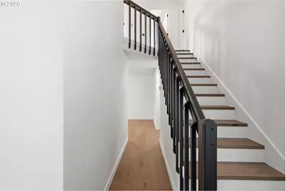 10352 SW Picks Way, Portland, OR 97224 - Photo 9