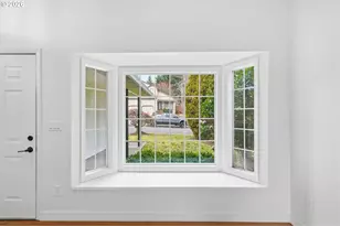 10352 SW Picks Way, Portland, OR 97224 - Photo 3