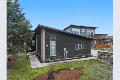 170 Blue Heron Ct, The Dalles, OR 97058 - Photo 1