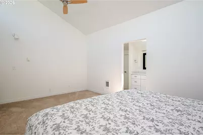 4684 SW Comus Pl #1-G, Portland, OR 97219 - Photo 17