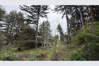 93757 Nabb Ln, North Bend, OR 97459 - Photo 7