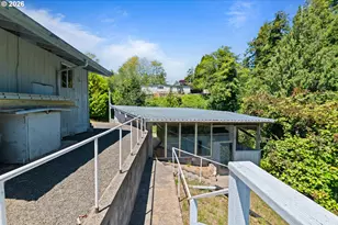 63533 Flanagan Rd, Coos Bay, OR 97420 - Photo 37