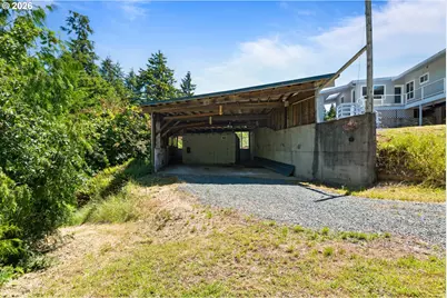 63533 Flanagan Rd, Coos Bay, OR 97420 - Photo 39