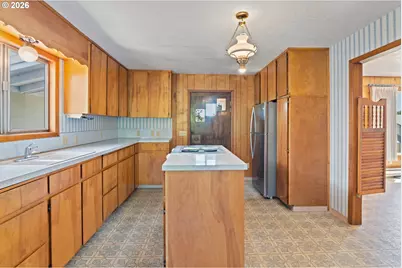 63533 Flanagan Rd, Coos Bay, OR 97420 - Photo 15