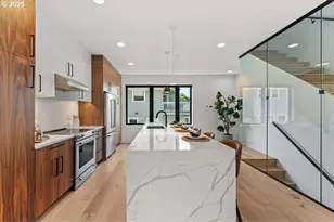 2264 SE Division St, Portland, OR 97202 - Photo 5