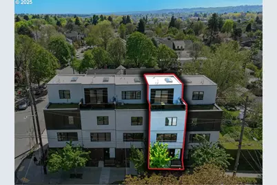 2264 SE Division St, Portland, OR 97202 - Photo 1