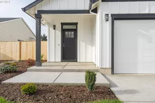 665 Parker Loop, Silverton, OR 97381 - Photo 5