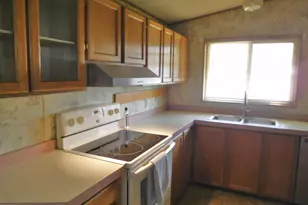 910 Cowl St, Milton-Freewater, OR 97862 - Photo 11