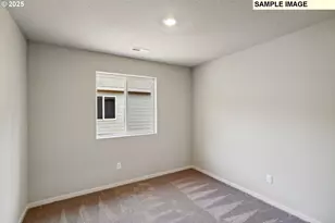 5719 Bainbridge Rd, Eugene, OR 97402 - Photo 21