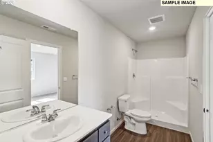 5719 Bainbridge Rd, Eugene, OR 97402 - Photo 17