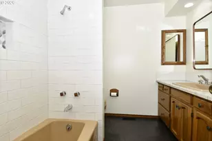 14213 SE Vista Ln, Milwaukie, OR 97267 - Photo 19