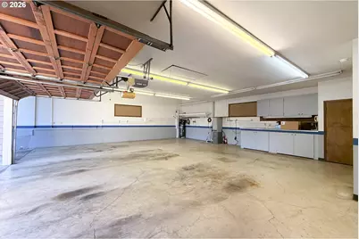 14213 SE Vista Ln, Milwaukie, OR 97267 - Photo 3