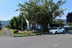 126 3rd St, Myrtle Point, OR 97458 - Photo 1