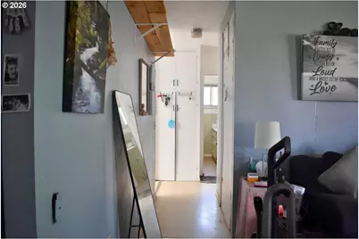 126 3rd St, Myrtle Point, OR 97458 - Photo 7