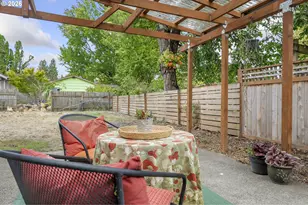9009 N New York Ave, Portland, OR 97203 - Photo 19