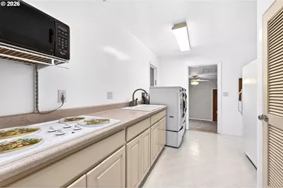 1345 NE 9th St, McMinnville, OR 97128 - Photo 25