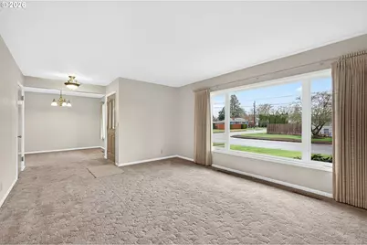 1345 NE 9th St, McMinnville, OR 97128 - Photo 9