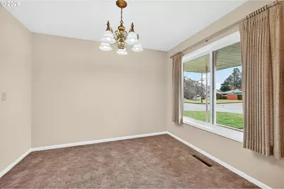 1345 NE 9th St, McMinnville, OR 97128 - Photo 11