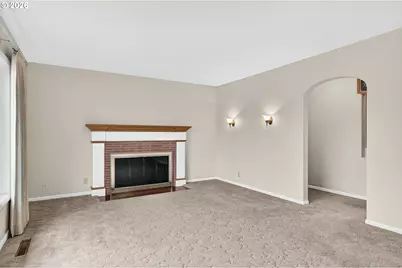 1345 NE 9th St, McMinnville, OR 97128 - Photo 7