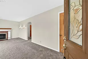 1345 NE 9th St, McMinnville, OR 97128 - Photo 5