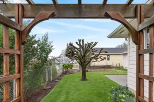 1345 NE 9th St, McMinnville, OR 97128 - Photo 43