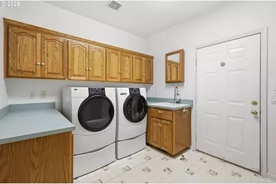 82155 Bear Creek Rd, Creswell, OR 97426 - Photo 31