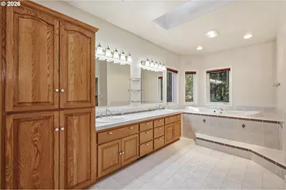82155 Bear Creek Rd, Creswell, OR 97426 - Photo 25