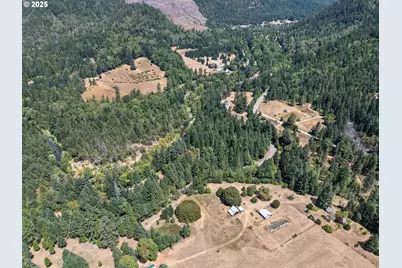 4215 Mount Reuben Rd, Glendale, OR 97442 - Photo 39