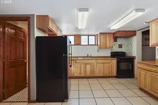 529 W 3rd Pl, The Dalles, OR 97058 - Photo 35