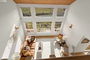 704 NW 3rd Dr, Pendleton, OR 97801 - Photo 7