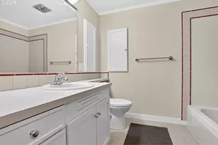 230 SW 7th Ave, Canby, OR 97013 - Photo 21