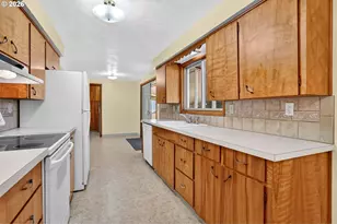230 SW 7th Ave, Canby, OR 97013 - Photo 13