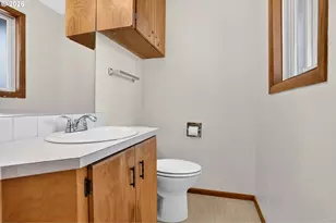 230 SW 7th Ave, Canby, OR 97013 - Photo 29