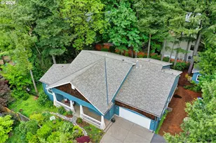 6039 SW Haines (Quiet Part) St, Portland, OR 97219 - Photo 3