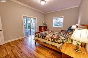 6039 SW Haines (Quiet Part) St, Portland, OR 97219 - Photo 25
