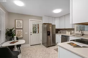 130 NE Morris St, Portland, OR 97212 - Photo 11