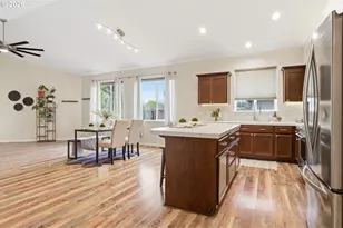 288 SE 37th Ave, Hillsboro, OR 97123 - Photo 5