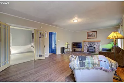 1714 E 29th St, Vancouver, WA 98663 - Photo 5