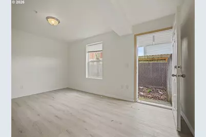 3233 SE 122 #D, Portland, OR 97236 - Photo 27