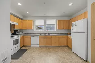 3233 SE 122, Portland, OR 97236 - Photo 5