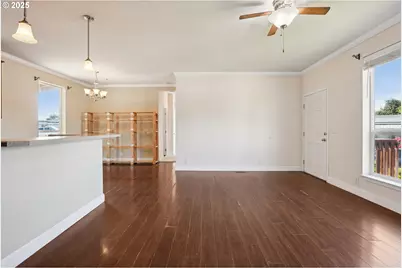 547 SW Georgetown Way #27, Beaverton, OR 97006 - Photo 9