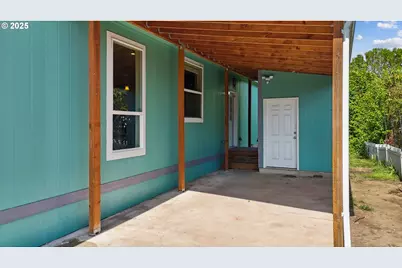 547 SW Georgetown Way #27, Beaverton, OR 97006 - Photo 3