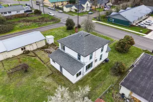 106 S Main St, Drain, OR 97435 - Photo 9