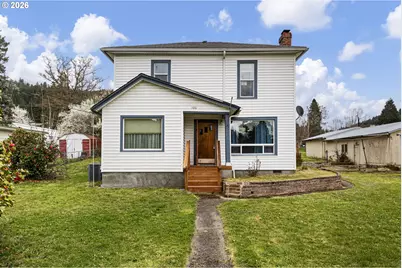 106 S Main St, Drain, OR 97435 - Photo 3