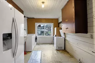 106 S Main St, Drain, OR 97435 - Photo 29